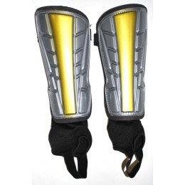 Щитки футбольные