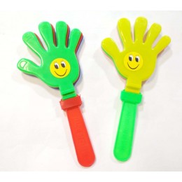 Ладошка-трещотка болельщика