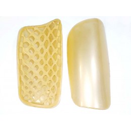 Щитки футбольные