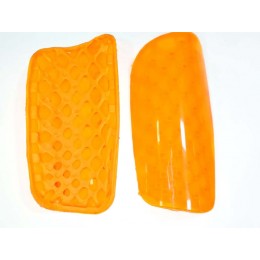 Щитки футбольные