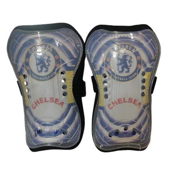 Щитки футбольные