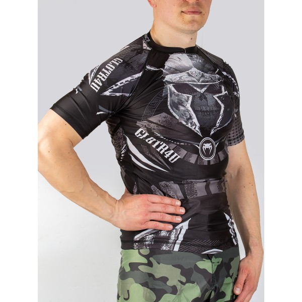 Джемпер (рашгард) спортивный мужской
