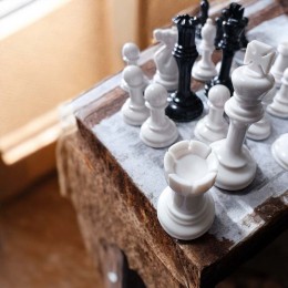 Шахматы деревянные