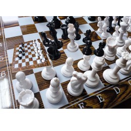 Шахматы деревянные