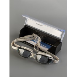 Очки для плавания